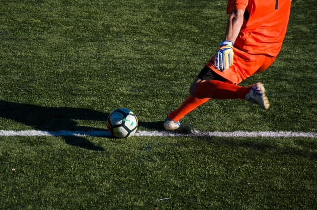 Uhlsport storefront